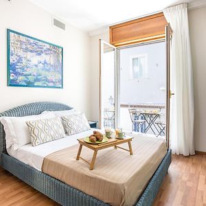 Sorrentovibes - Spacious 3 Bedrooms Apartment In Sorrento Oldtown